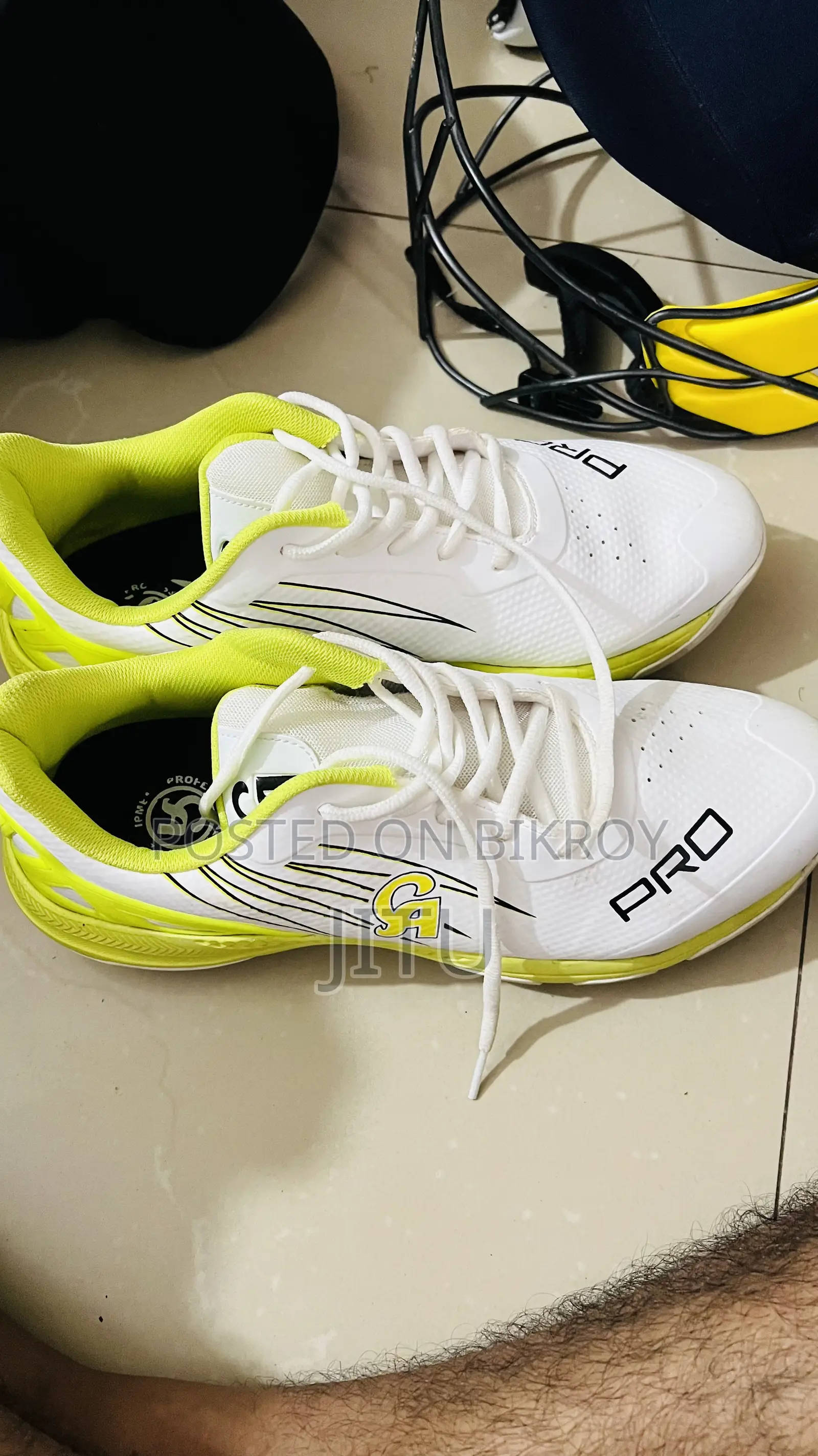 Cricket Equipment for Sale – Ready to Play!