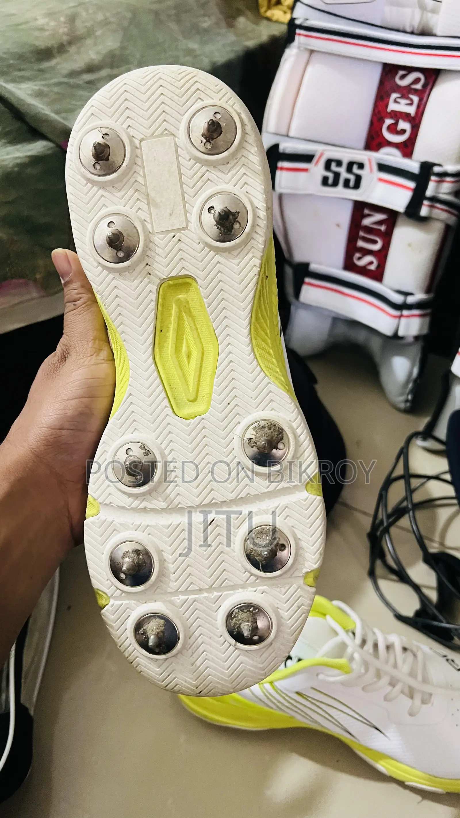 Cricket Equipment for Sale – Ready to Play!