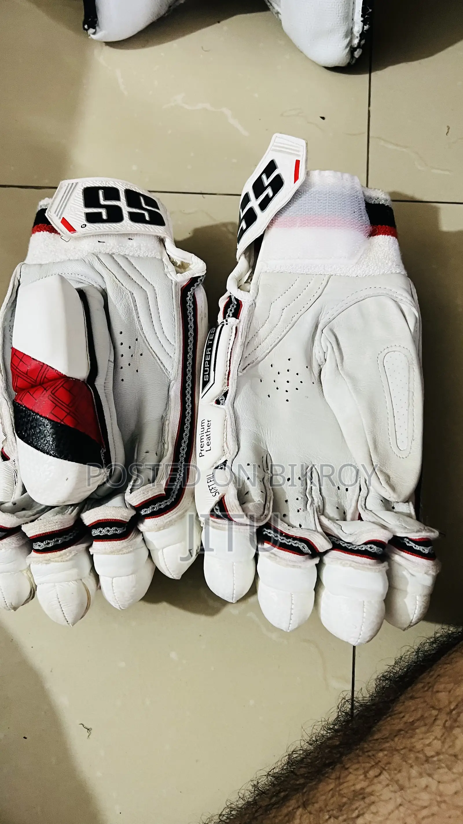 Cricket Equipment for Sale – Ready to Play!