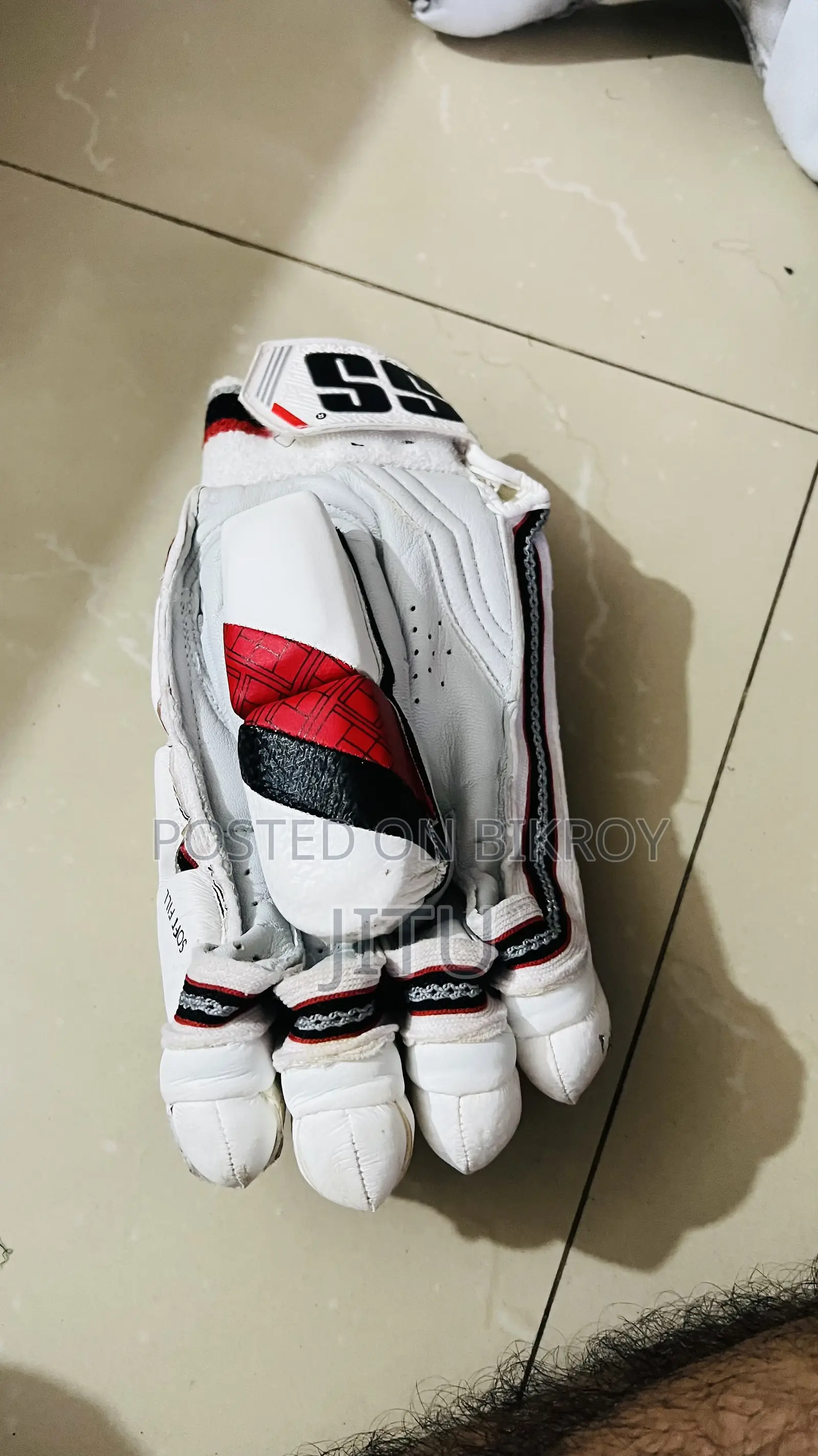 Cricket Equipment for Sale – Ready to Play!