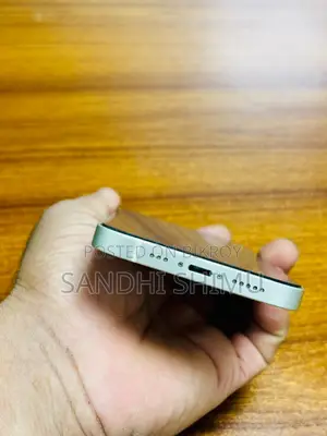 অ্যাপল আইফোন ১৩ ১২৮ জিবি হোয়াইট