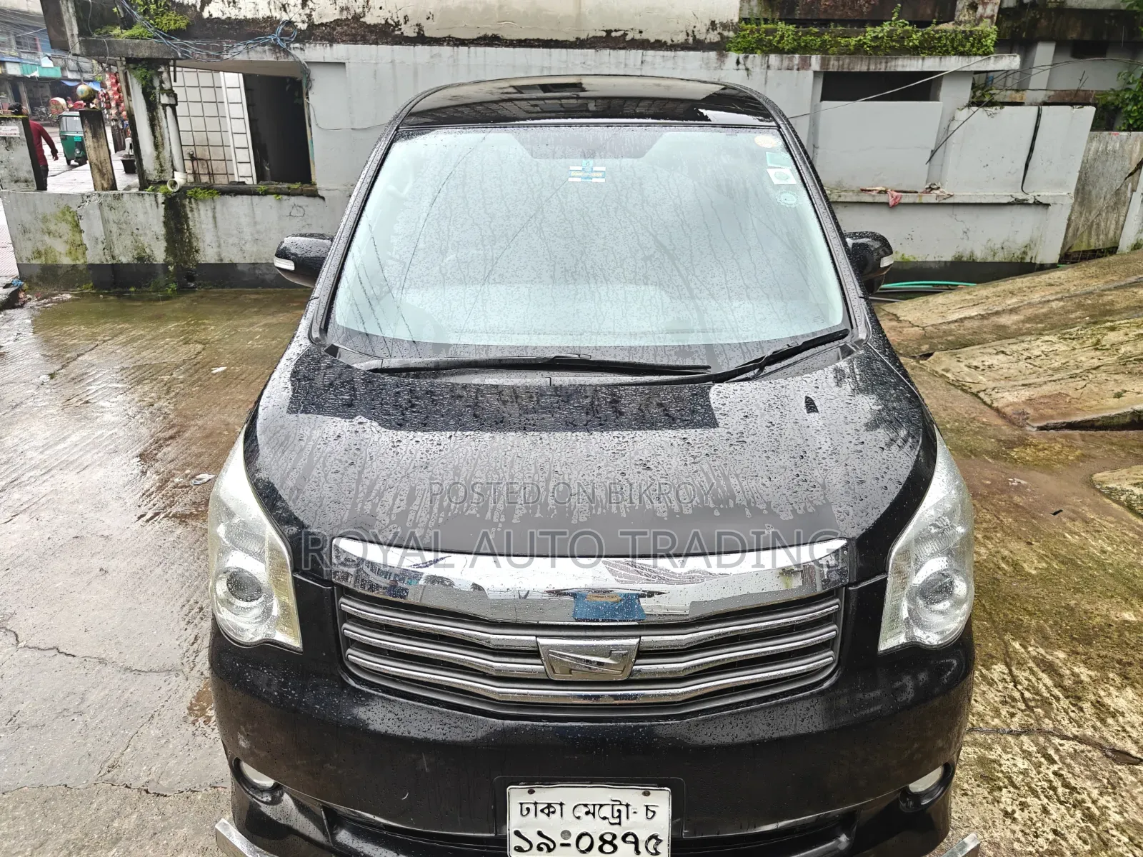 টয়োটা নোয়া ২০১১ ব্ল্যাক
