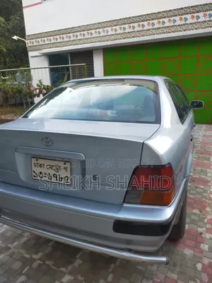 টয়োটা কর্সা ১৯৯৫ নীল
