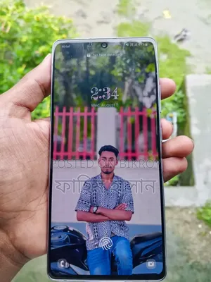 Samsung Galaxy A Quantum 128 GB