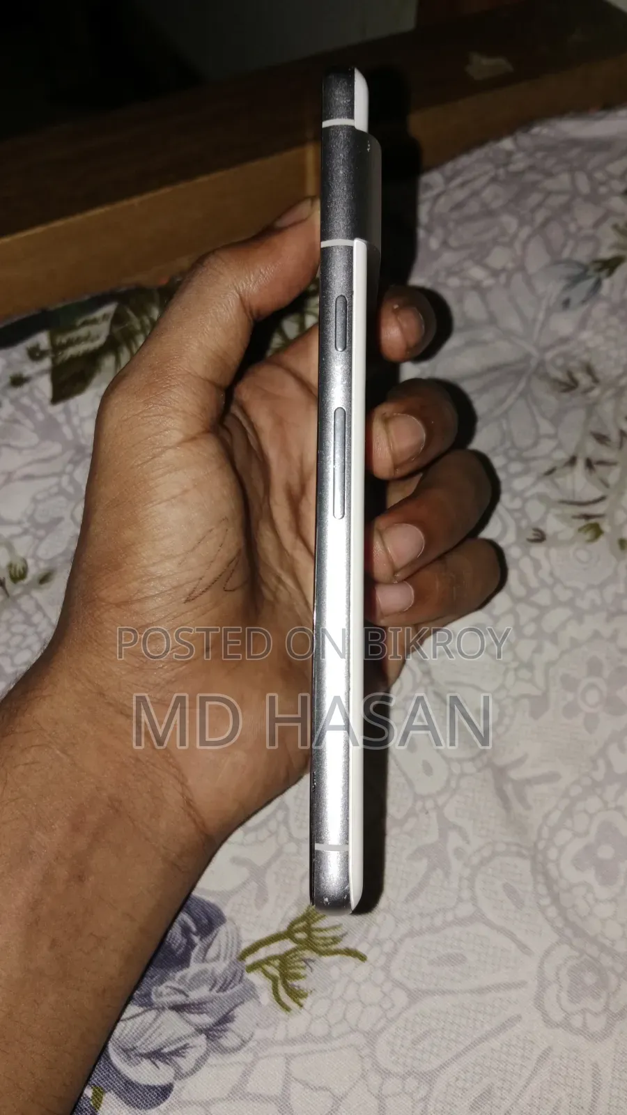 গুগল পিক্সেল ৭ ১২৮ জিবি হোয়াইট