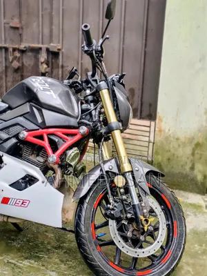 রানার বোল্ট ১৬৫আর ২০২১ কালো