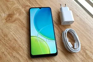 Vivo Y04 128 GB Green