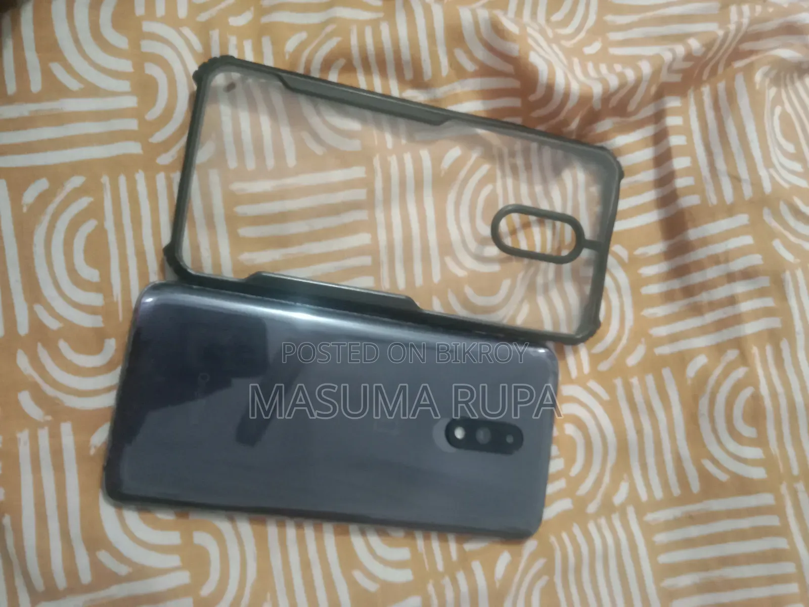 ওয়ানপ্লাস ৭ ১২৮ জিবি ব্ল্যাক