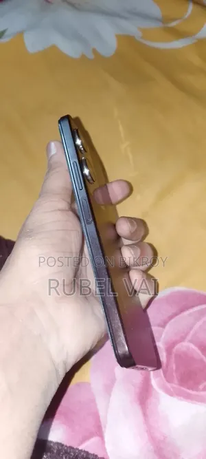 Vivo Y18 128 GB Black