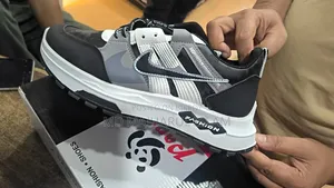 Trendy Sneakers