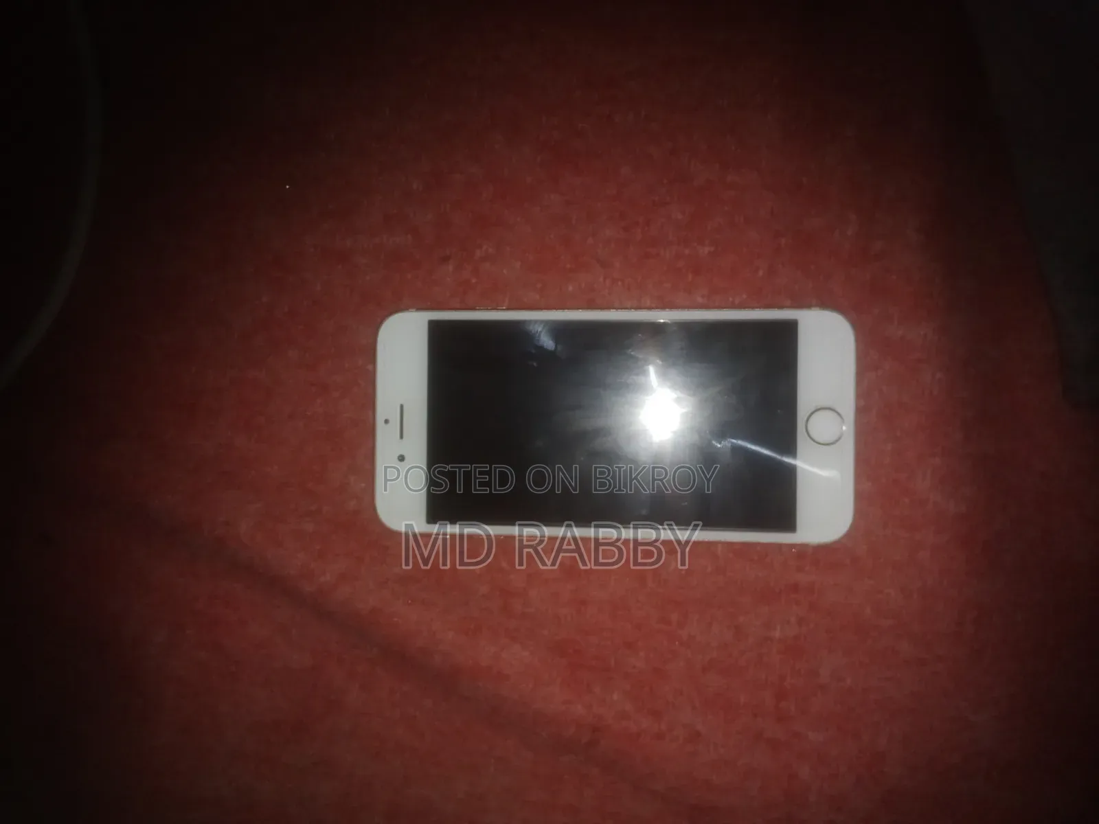 Apple iPhone 6s 16 GB Gold