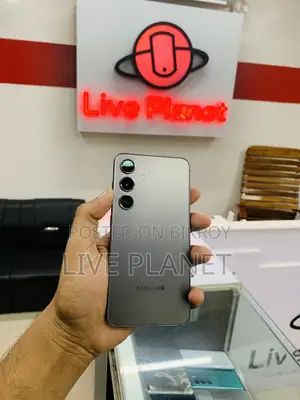 স্যামসাং গ্যালাক্সি এস২৪ ২৫৬ জিবি কালো