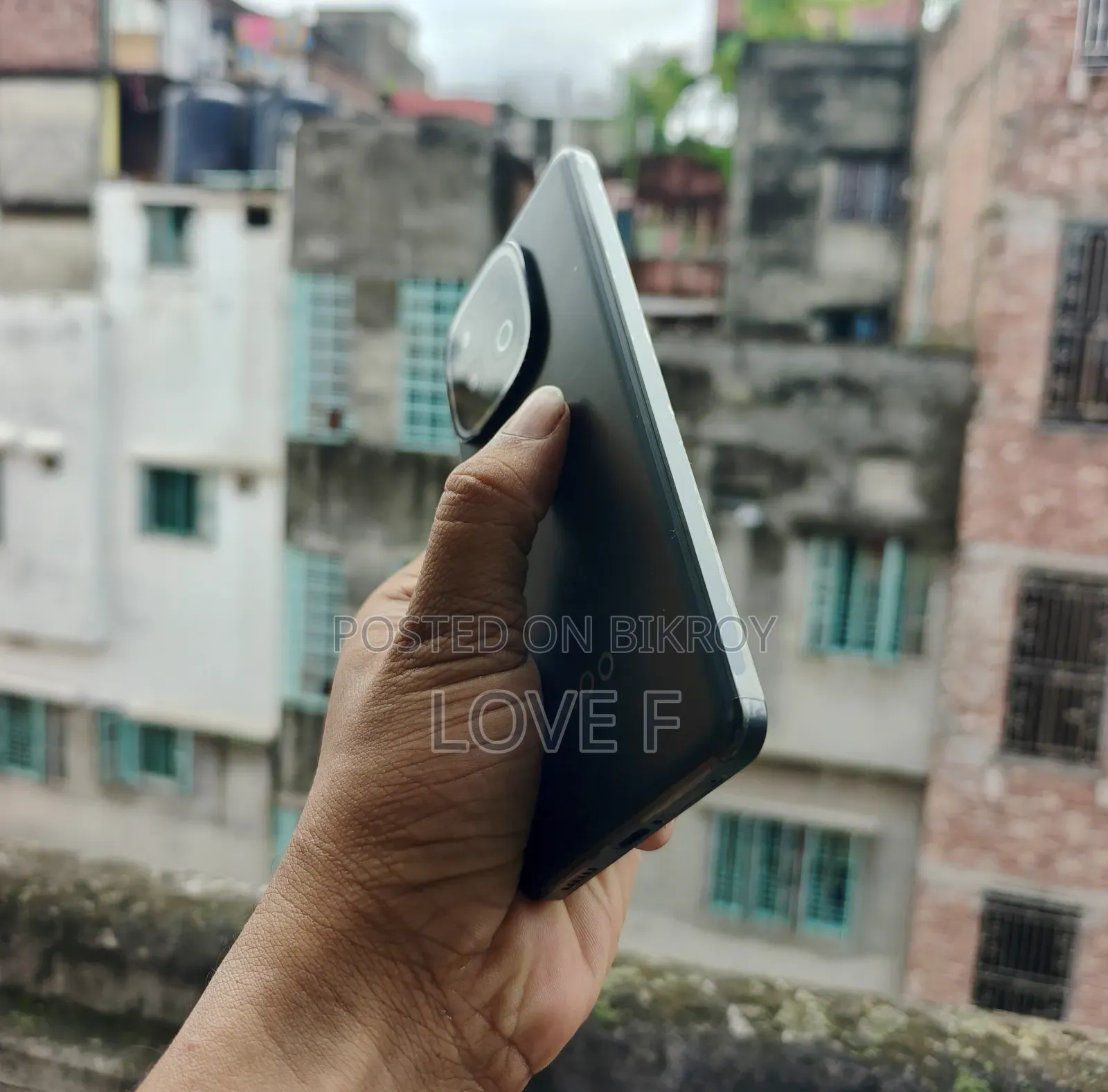 iQOO 256 GB Black