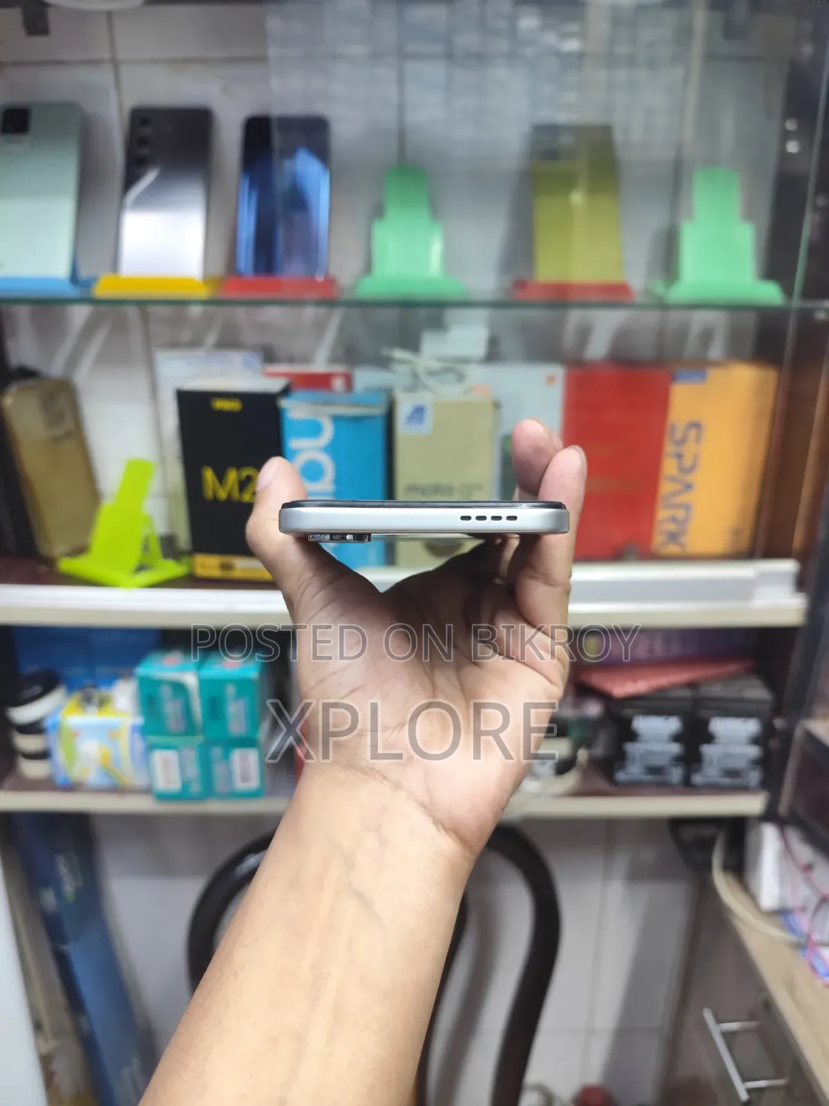 ইনফিনিক্স স্মার্ট ২০ ১২৮ জিবি ধূসর