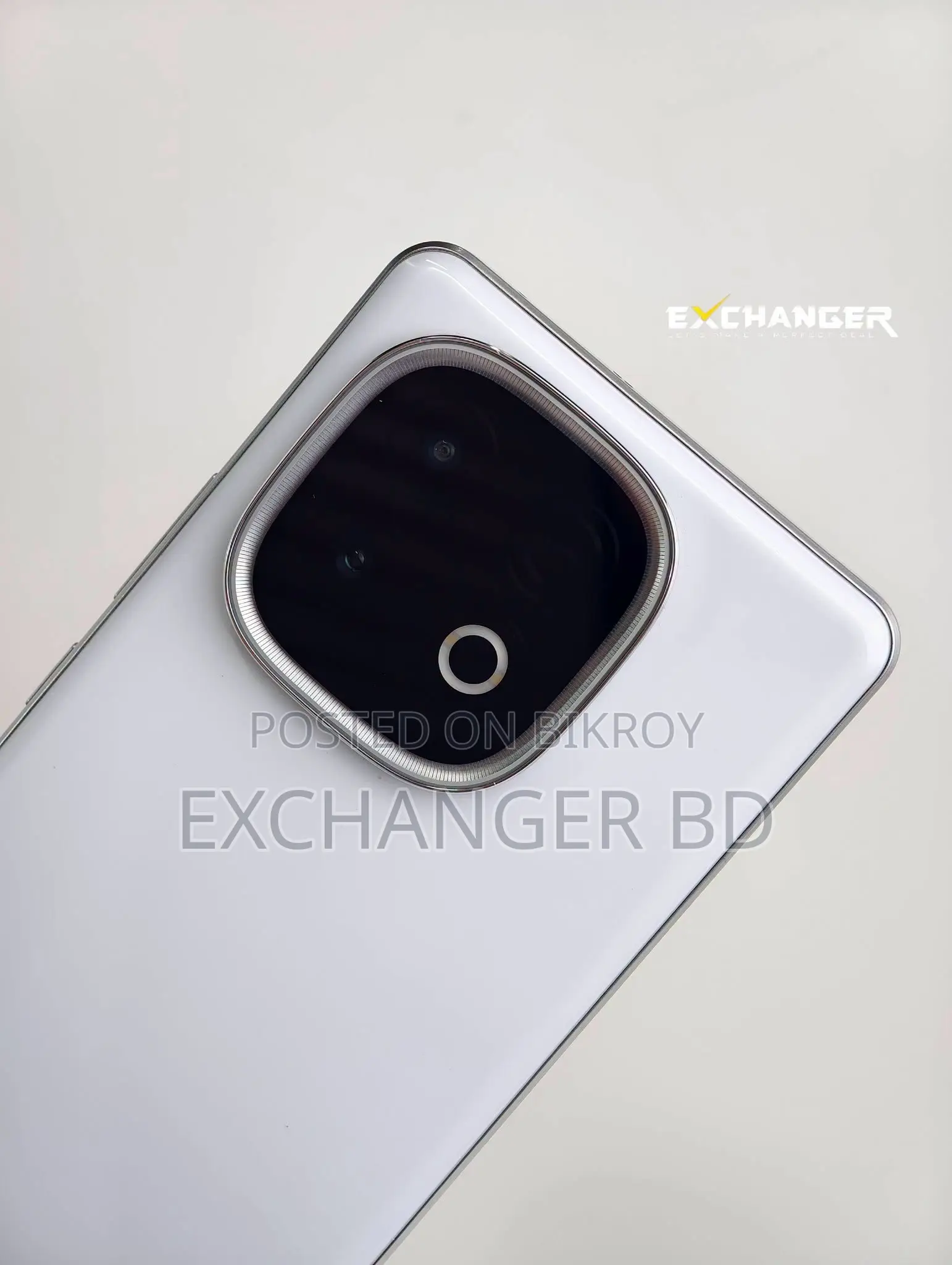 iQOO 256 GB White
