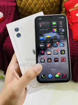 অ্যাপল আইফোন ১১ ১২৮ জিবি হোয়াইট