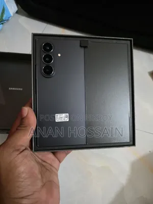 New Samsung Galaxy Fold 512 GB Black