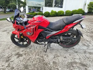 Lifan 2021 Red