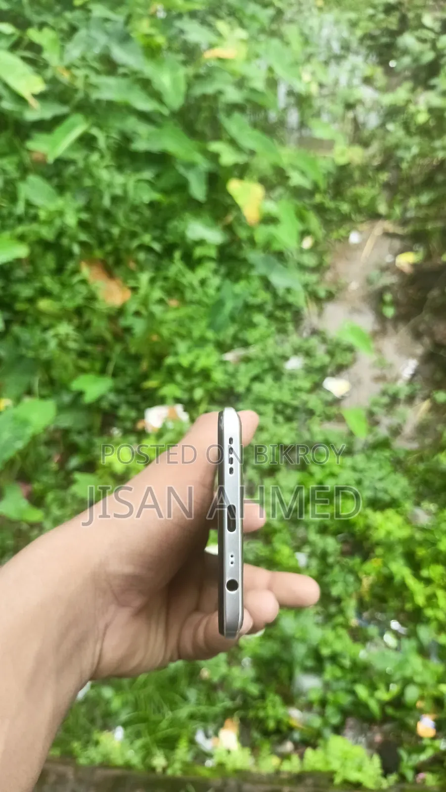 রিয়েলমি ৮ ৫জি ১২৮ জিবি সিলভার