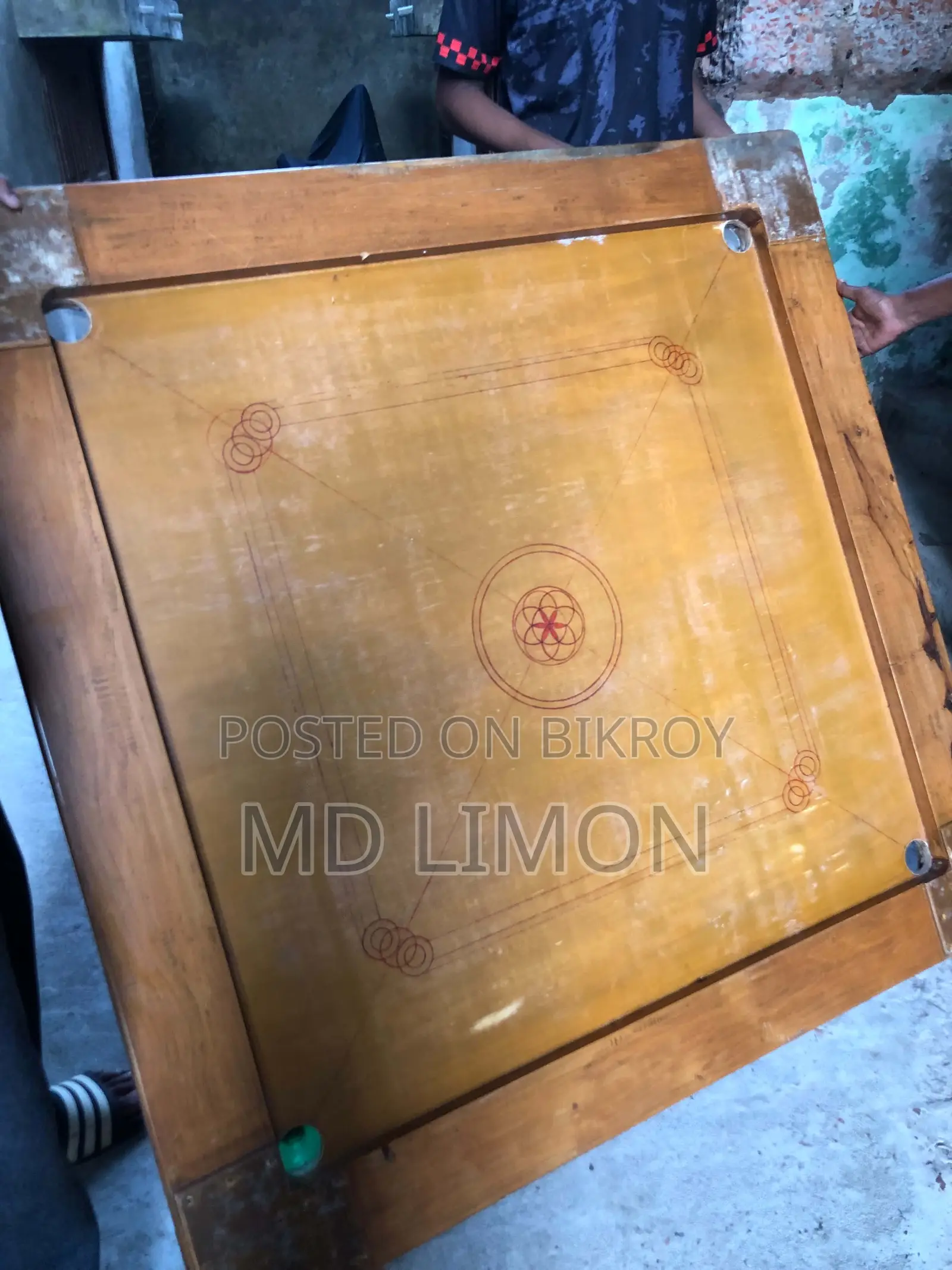 সেকেন্ড হ্যান্ড ক্যারাম বোর্ড
