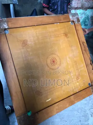 সেকেন্ড হ্যান্ড ক্যারাম বোর্ড