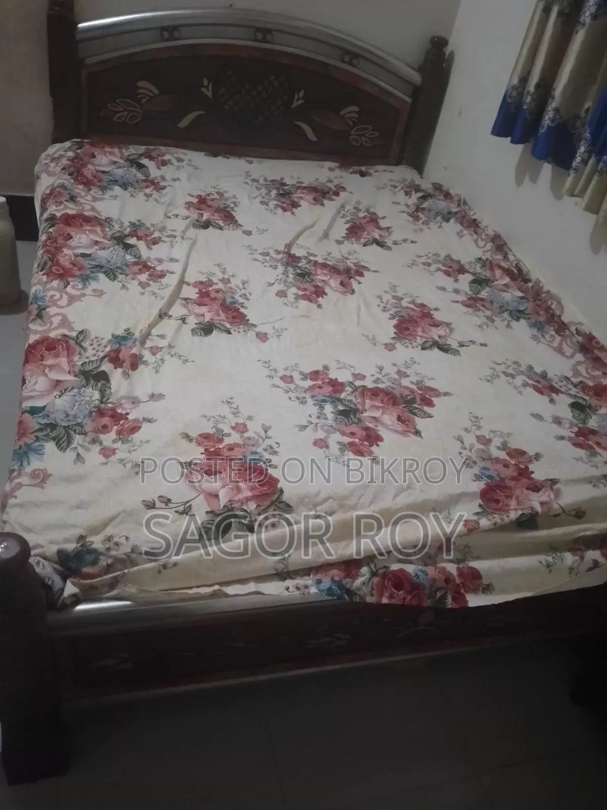 খাট বিক্রি হবে