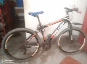 সাইকেল সেল হবে ফুল ফ্রেশ আছে।