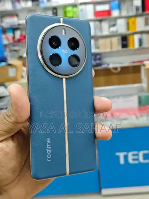 রিয়েলমি ১১ প্রো+ ৫১২ জিবি বেগুনি