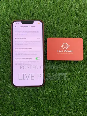 Apple iPhone 13 128 GB Red