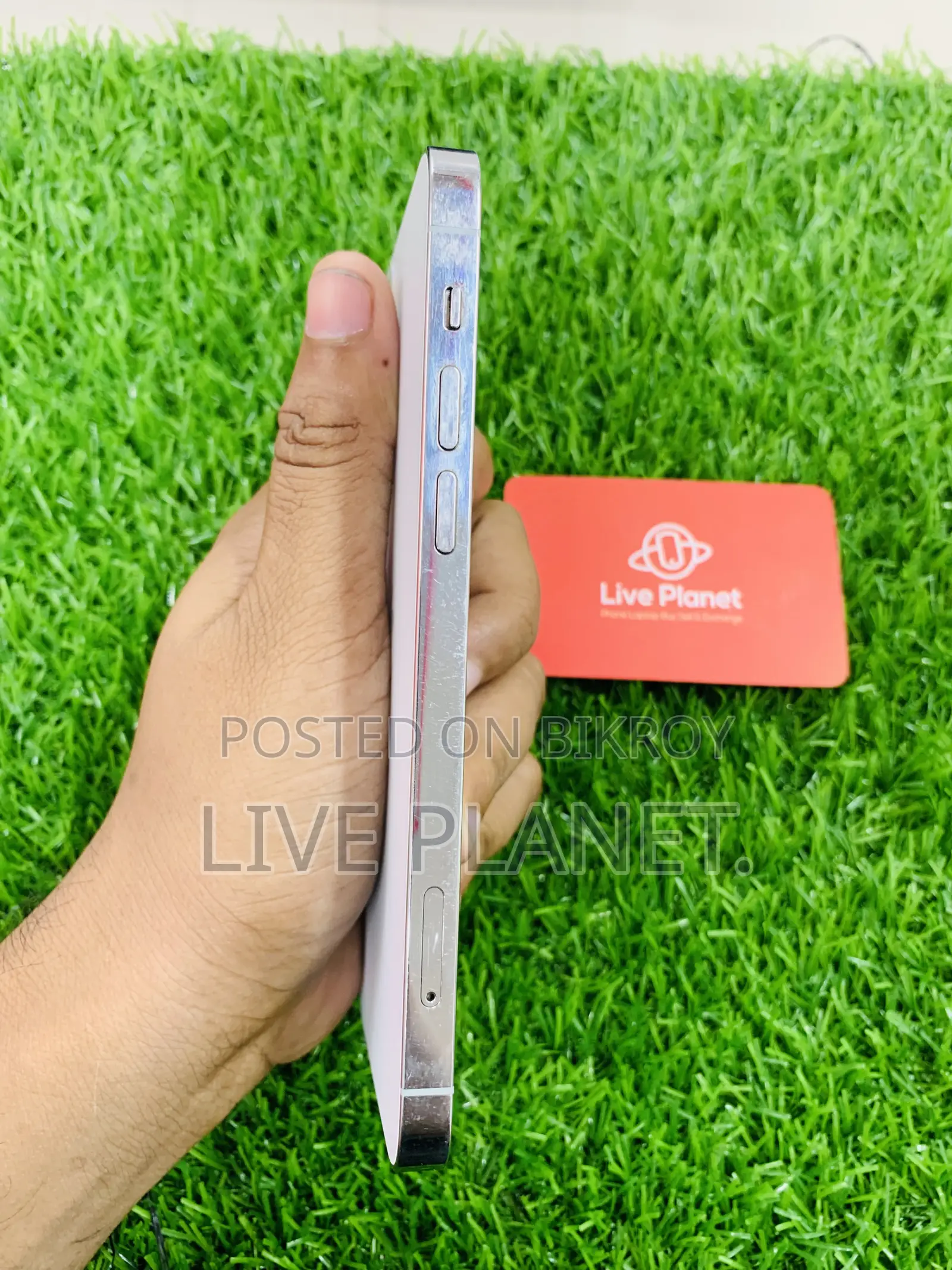 অ্যাপল আইফোন ১২ প্রো ১২৮ জিবি সাদা