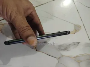 অ্যাপল আইফোন ৮ ৬৪ জিবি ব্ল্যাক
