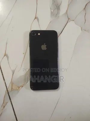 অ্যাপল আইফোন ৮ ৬৪ জিবি ব্ল্যাক