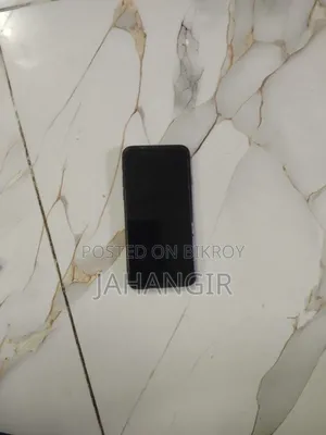 অ্যাপল আইফোন ৮ ৬৪ জিবি ব্ল্যাক