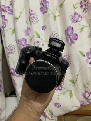 Samsung WB1100F