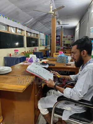রেস্টুরেন্ট ম্যানেজার/হিসাব রক্ষক