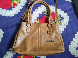 Used Bag, Long Belt Available.