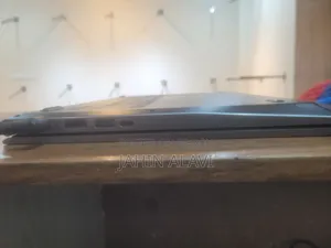 Laptop 8GB RAM Intel Core i3 512GB SSD
