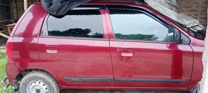 সুজুকি আল্টো ২০১৩ লাল