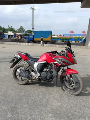 Yamaha Fazer FI V2 2018 Red