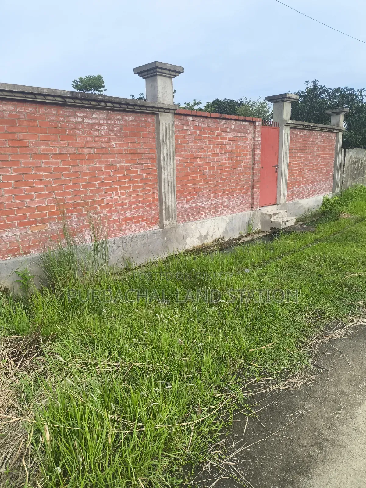সেক্টর: ১১, ৩০০ ফিটের কাছে ৭.৫ কাঠা প্লট জরুরী বিক্রি পূর্বাচল
