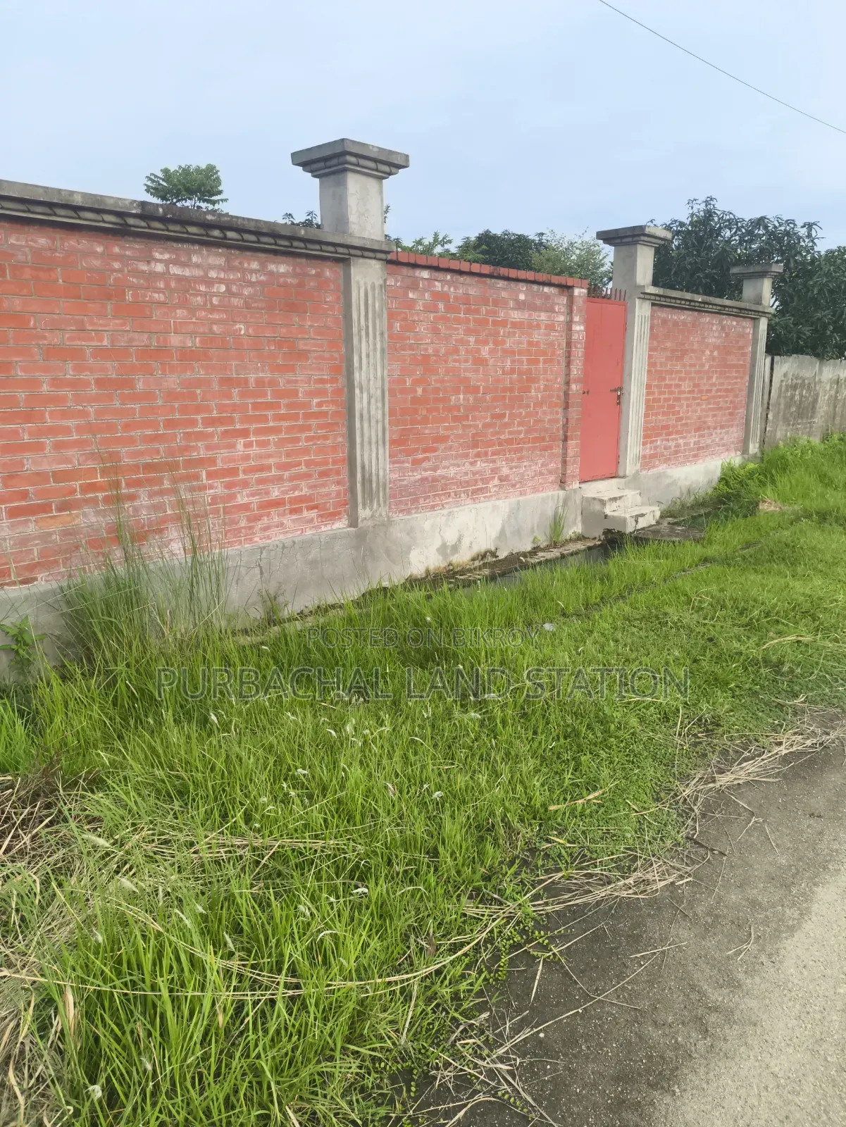 সেক্টর: ১১, ৩০০ ফিটের কাছে ৭.৫ কাঠা প্লট জরুরী বিক্রি পূর্বাচল