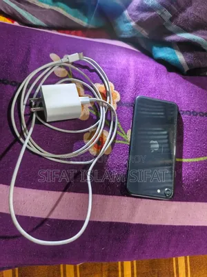 অ্যাপল আইফোন এসই ৬৪ জিবি ব্ল্যাক