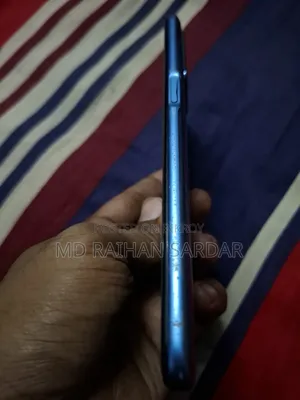 Vivo Y21 64 GB Blue