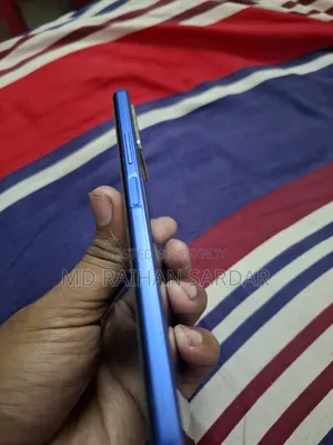 Vivo Y21 64 GB Blue