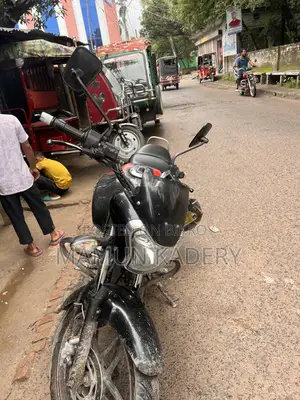 Bajaj V15 2017 Black