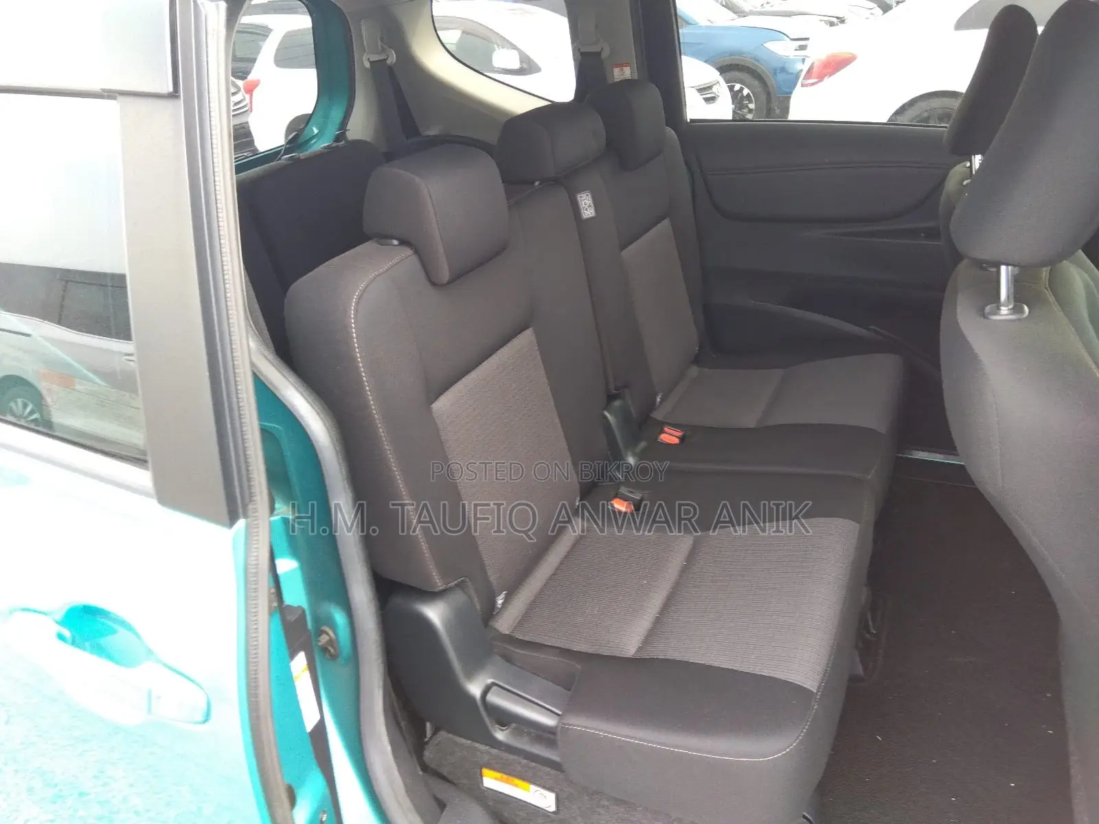 Toyota Sienta 2022 Blue