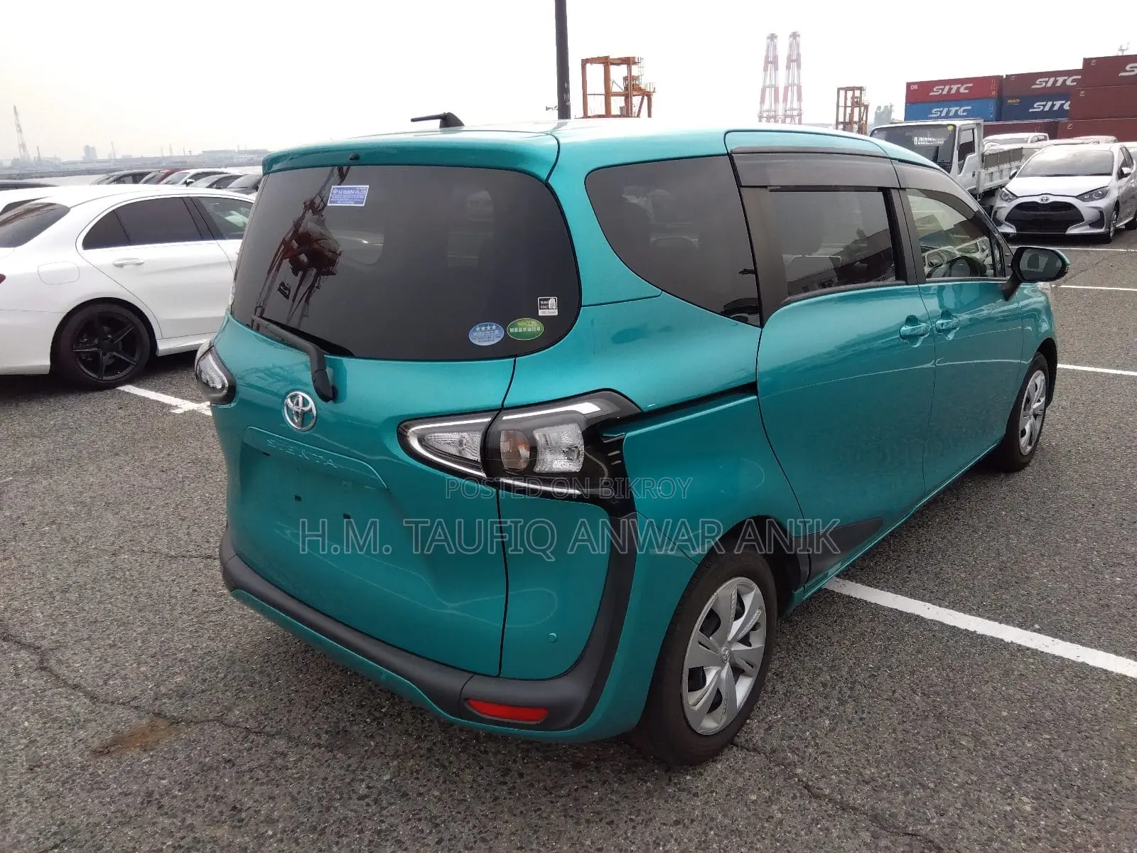 Toyota Sienta 2022 Blue