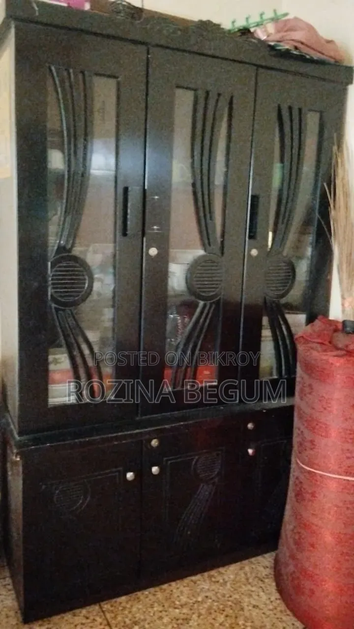 ব্যাট এন্ড কেবিনেট
