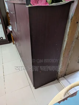 ওয়ারড্রব বোর্ড