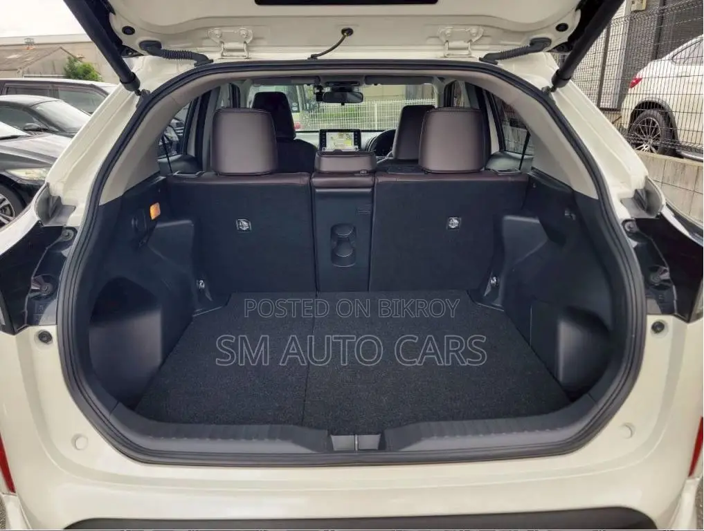 Toyota Yaris Cross 2022 Pearl